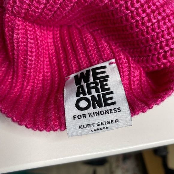 Kurt Geiger London WE ARE ONE BEANIE toque pink - Picture 4 of 5